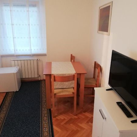 Sobe Sabec Panzió Postojna Kültér fotó