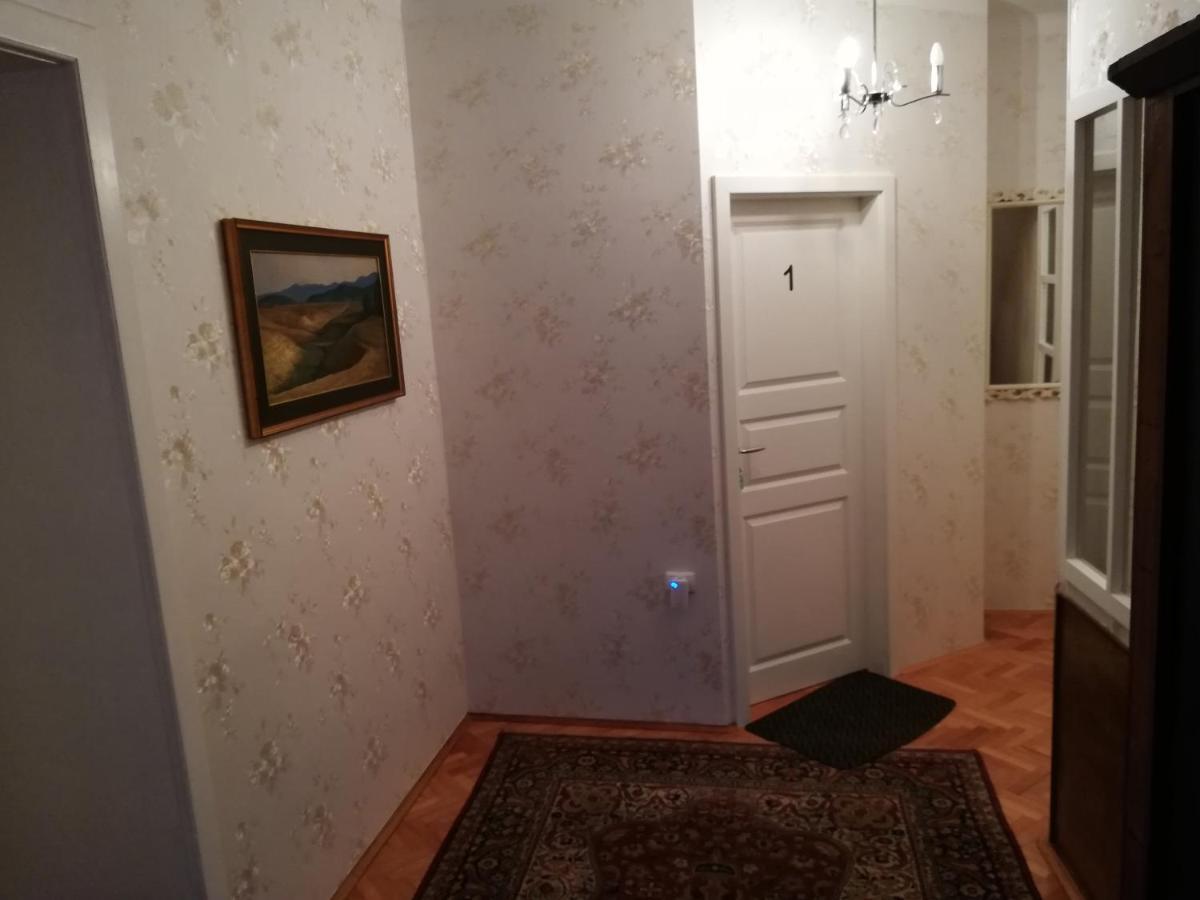 Sobe Sabec Panzió Postojna Kültér fotó