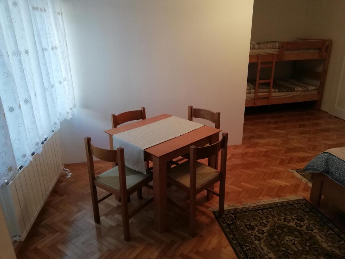 Sobe Sabec Panzió Postojna Kültér fotó